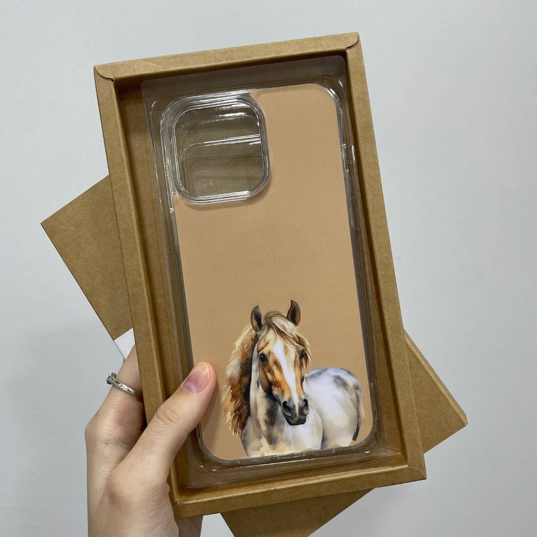 ماج سيف كفر ايفون شفاف - فن الحصان الأبيض